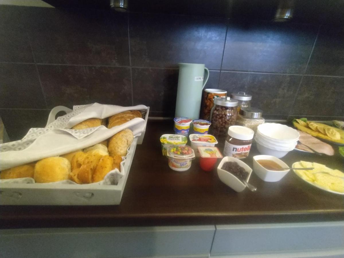 U Kruka Acomodação com café da manhã Groń Exterior foto